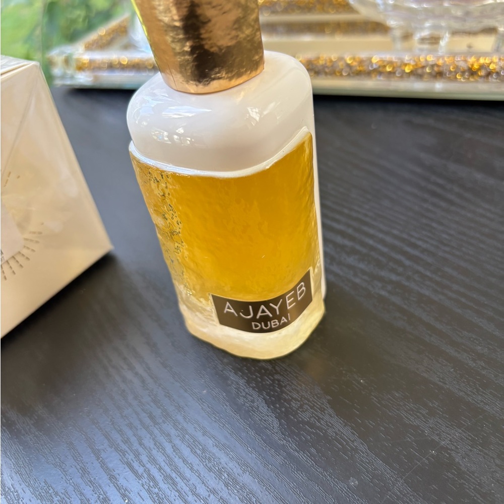 Ajayeb Dubai Women's Perfume - Gold - Picture 7 of 7